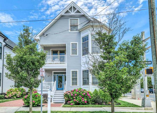 Property at 7723 Ventnor Ave, Margate, NJ 08402, 5 beds, 4 baths