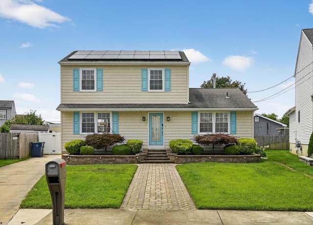 Property at 8 Macdermott Pl Pl, Brigantine, NJ 08203, 4 beds, 2.5 baths