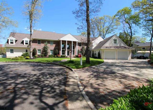 Property at 4 Princeton Ln, Linwood, NJ 08221, 6 beds, 5 baths