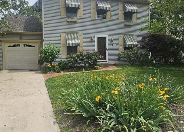 Property at 205 Gravel Bend Rd, Egg Harbor Township, NJ 08234, 3 beds, 2.5 baths