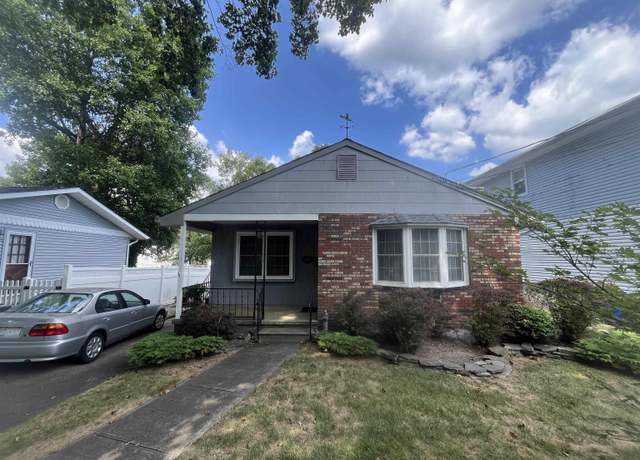 Property at 609 Pennsylvania Ave, Somers Point, NJ 08244, 2 beds, 1 bath