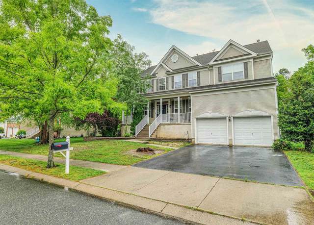 Property at 121 Kensington Dr, Galloway Township, NJ 08205, 5 beds, 3 baths