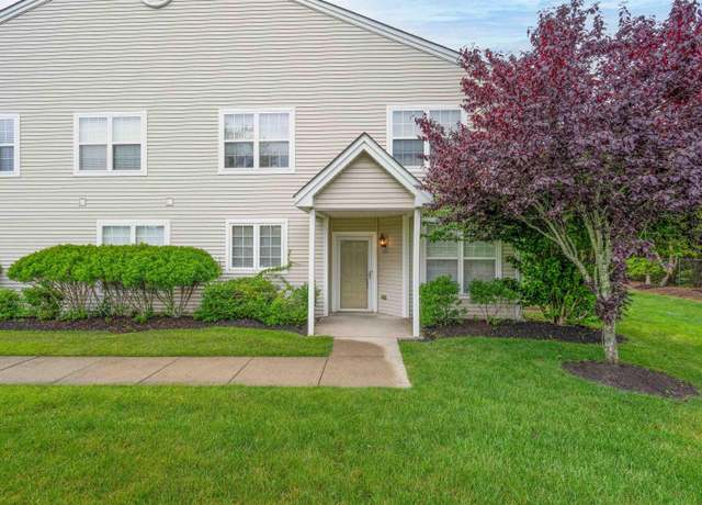 Property at 621 London Court II #621, Egg Harbor Township, NJ 08234, 2 beds, 2 baths