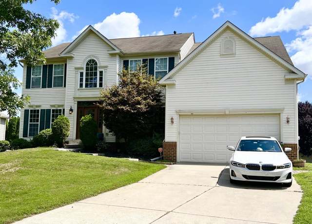 Property at 11 Gallant Fox Ln, Egg Harbor Township, NJ 08234, 4 beds, 2.5 baths