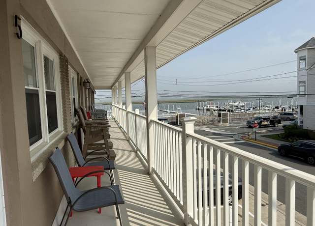 Property at 9500 Amherst Ave Ave #5 AKA 6B, Margate, NJ 08402, 1 bed, 1 bath