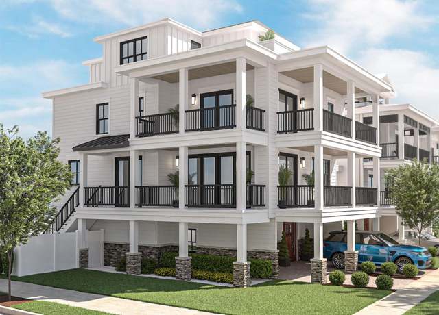 Property at 28 S Rosborough Ave, Ventnor, NJ 08406, 5 beds, 4.5 baths