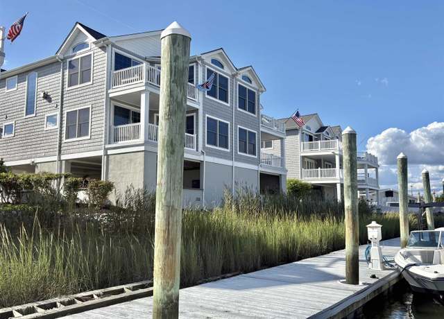 Property at 7 Neptune Dr #4, Somers Point, NJ 08244, 4 beds, 3.5 baths