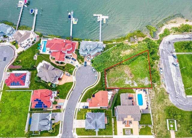 Property at 907 N Burghley Ave Ave, Ventnor, NJ 08406