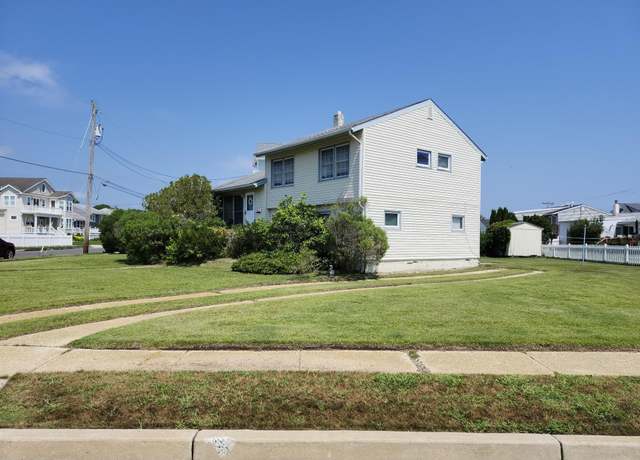 Property at 103 Somerset Ln, Ocean City, NJ 08226-1825, 3 beds, 2 baths