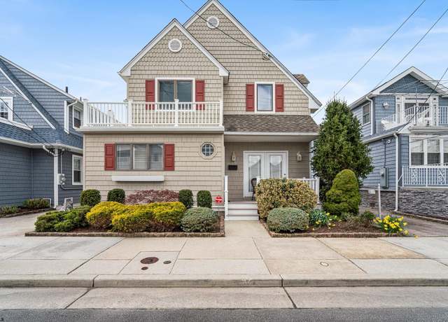 Property at 18 N Huntington Ave Ave, Margate, NJ 08402, 4 beds, 3 baths