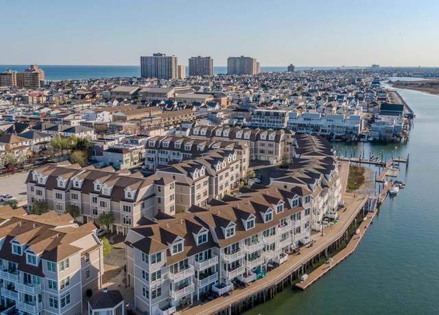 Property at 40 Chelsea Ct #40, Atlantic City, NJ 08401, 3 beds, 2.5 baths