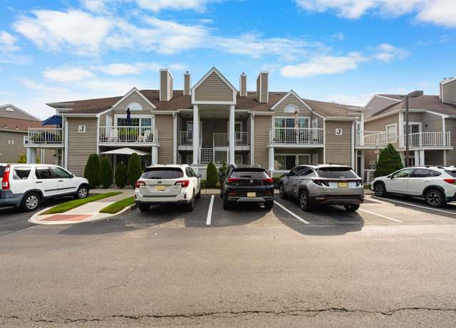 Property at 550 Central Avenue J3 #J3, Linwood, NJ 08221, 3 beds, 3 baths