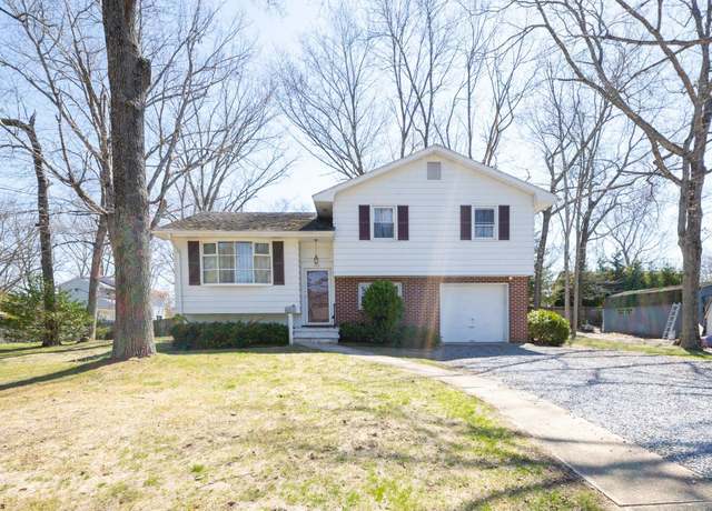 Property at 948 Adams Ave, Mays Landing, NJ 08330, 3 beds, 1.5 baths