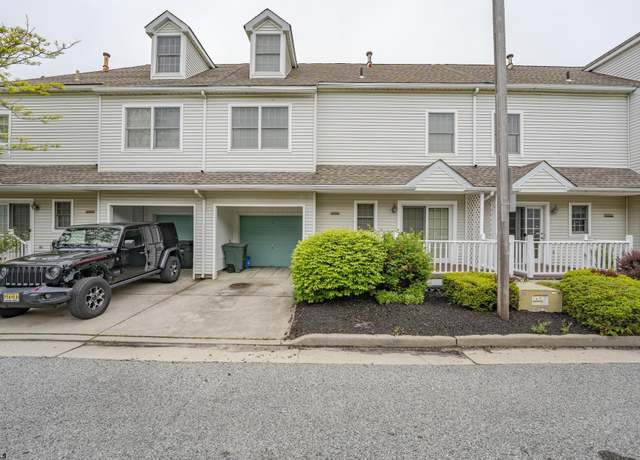 Property at 19 Clipper Ct, Atlantic City, NJ 08401, 3 beds, 2.5 baths