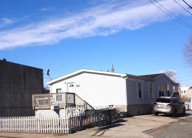 Property at 1911 Caspian Ave, Atlantic City, NJ 08401, 3 beds, 2 baths