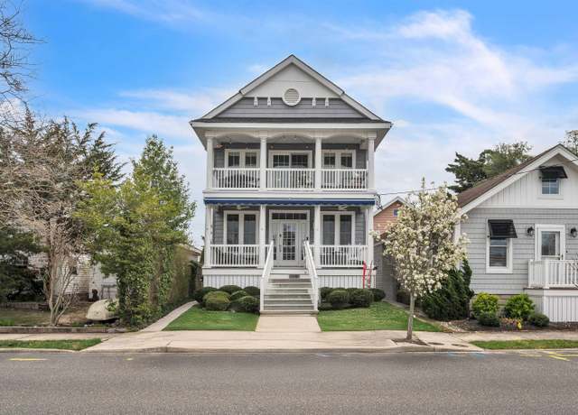 Property at 13 Asbury Ave #2nd floor, Ocean City, NJ 08226, 3 beds, 2 baths
