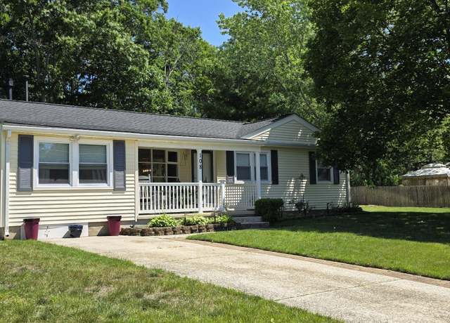 Property at 108 Spray Ave, Egg Harbor Township, NJ 08234, 3 beds, 1.5 baths