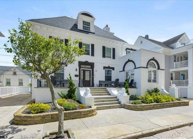 Property at 103 S Austin Ave, Ventnor, NJ 08406, 7 beds, 4.5 baths