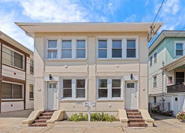 Property at 14 N Jackson Ave, Ventnor, NJ 08406