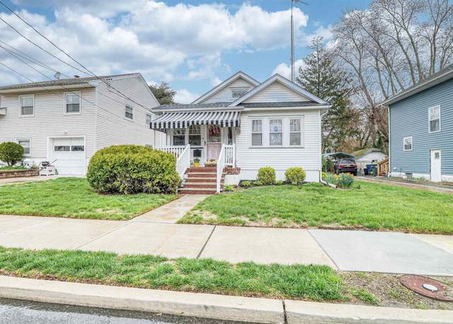 Property at 6 Plaza Pl, Pleasantville, NJ 08232, 4 beds, 1 bath