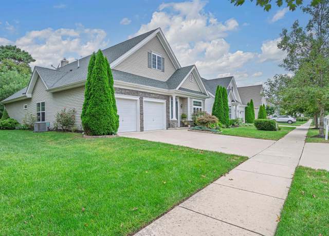 Property at 101 Violet Dr, Egg Harbor Township, NJ 08234, 2 beds, 2 baths