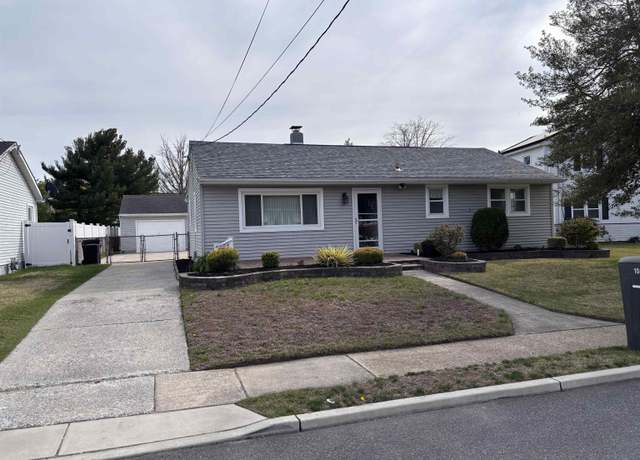 Property at 104 Meadowview Ave, Absecon, NJ 08201, 3 beds, 1 bath
