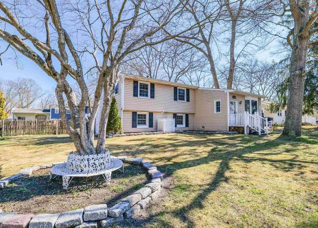 Property at 1110 Breakers Ave, Absecon, NJ 08201, 3 beds, 1.5 baths