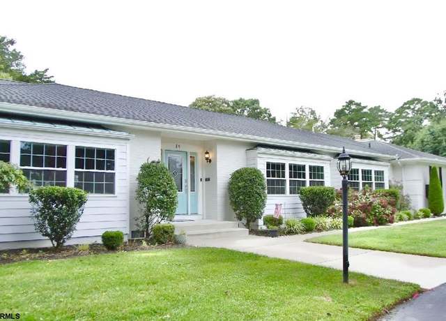 Property at 14 E Katherine Ave, Ocean View, NJ 08230, 3 beds, 3.5 baths
