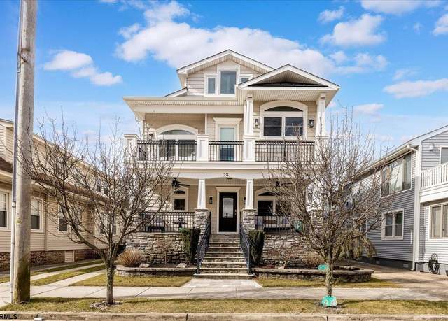 Property at 28 S Huntington Ave, Margate, NJ 08402, 5 beds, 3.5 baths