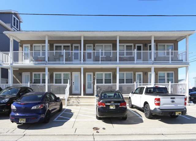 Property at 9500 Amherst Ave #10, Margate, NJ 08402, 1 bed, 1 bath