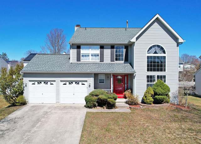 Property at 220 Ontario Ave, Egg Harbor Township, NJ 08234-4941, 3 beds, 2.5 baths