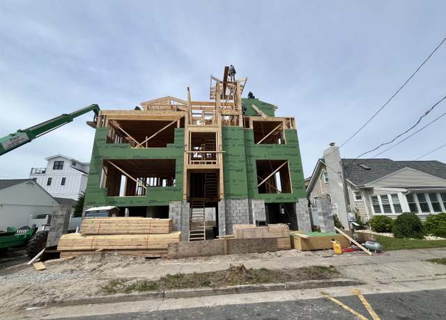 Property at 32 Pelham Ave, Longport Borough, NJ 08403, 5 beds, 4.5 baths