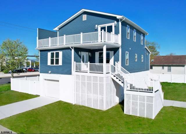 Property at 202 Palermo Ave Ave, Egg Harbor Township, NJ 08232, 4 beds, 2.5 baths