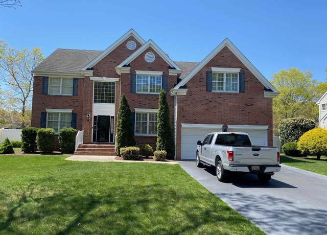 Property at 5 Hartford Dr, Egg Harbor Township, NJ 08234, 4 beds, 2.5 baths