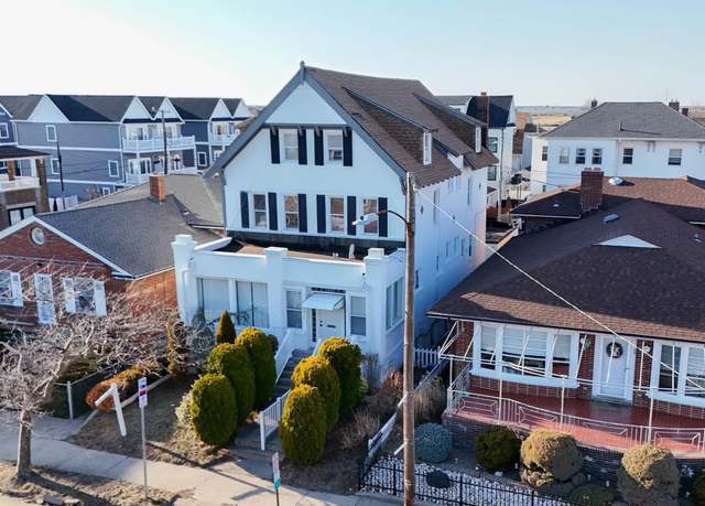 Property at 4811 Ventnor Ave, Ventnor, NJ 08406, 8 beds, 4 baths