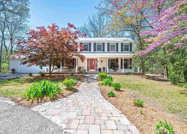 Property at 700 Nacote Creek Ct, Smithville, NJ 08205, 5 beds, 2.5 baths