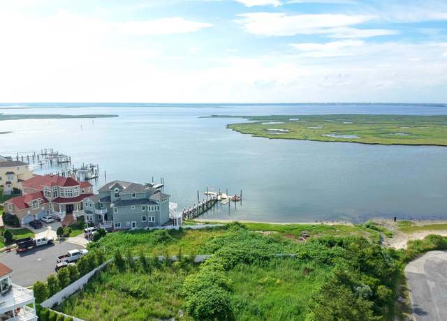 Property at 906 N Burghley Ave, Ventnor, NJ 08406