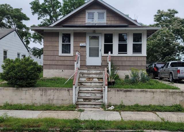 Property at 16 W Thompson Ave Ave, Pleasantville, NJ 08232, 2 beds, 1 bath