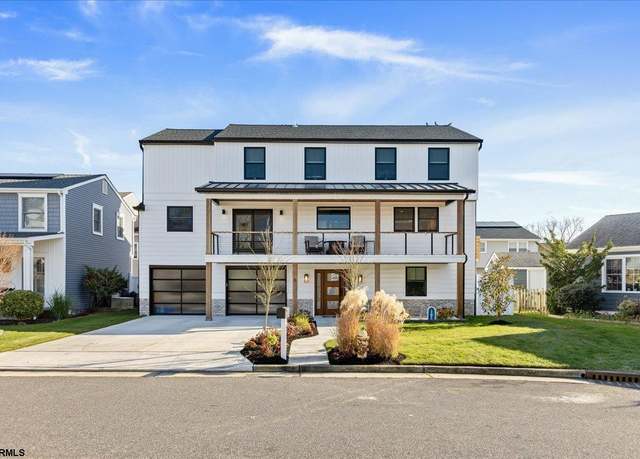 Property at 5 Bayshore Ct, Margate, NJ 08402, 4 beds, 3.5 baths