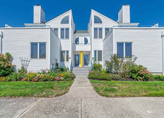 Property at 517 Lagoon Blvd, Brigantine, NJ 08203, 3 beds, 2.5 baths