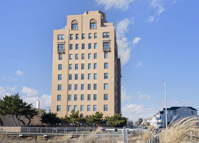 Property at 112 S Oxford Ave #103, Ventnor, NJ 08406, 3 beds, 2.5 baths