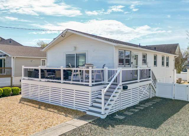 Property at 120 Roosevelt Blvd, Ocean City, NJ 08226, 3 beds, 3 baths