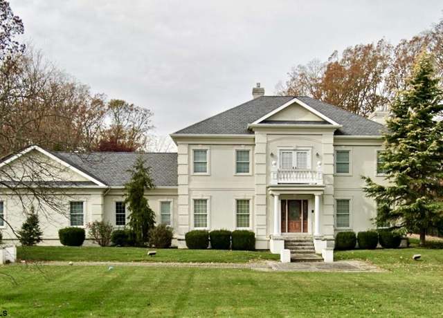 Property at 1880 S Brookfield St, Vineland, NJ 08361, 4 beds, 2.5 baths