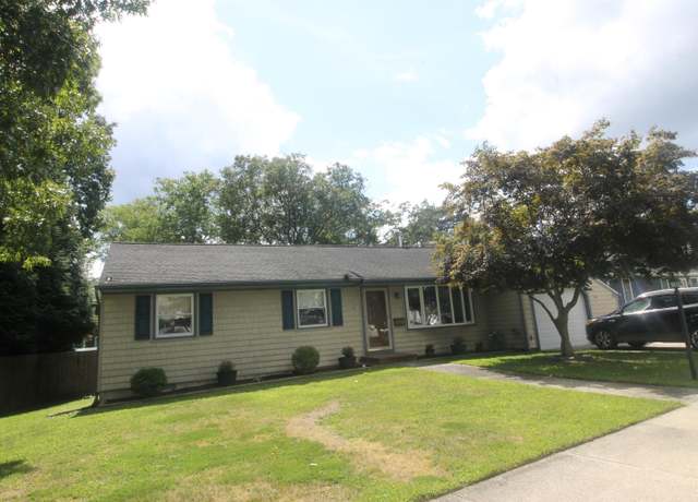 Property at 5 Shady Ln, Absecon, NJ 08201, 3 beds, 1.5 baths