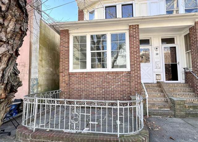 Property at 18 N Hartford Ave, Atlantic City, NJ 08401, 3 beds, 1.5 baths