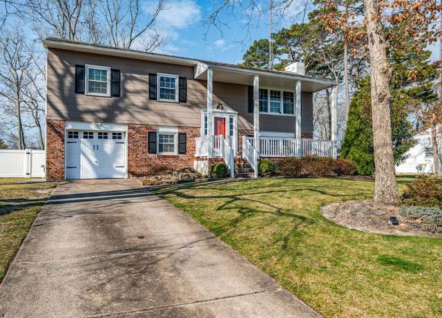 Property at 44 White Oak Dr, Ocean View, NJ 08230, 4 beds, 1.5 baths