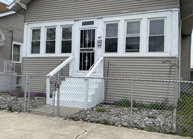 Property at 441 N Connecticut Ave, Atlantic City, NJ 08401, 3 beds, 2 baths