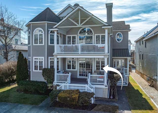 Property at 1009 Wesley Ave #1st floor, Ocean City, NJ 08226, 5 beds, 5.5 baths