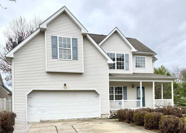 Property at 215 Beacon Hill Cir, Egg Harbor Township, NJ 08234, 4 beds, 2.5 baths