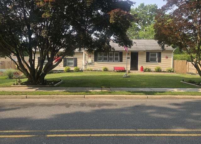 Property at 105 Franklin St, Egg Harbor Township, NJ 08401, 3 beds, 2 baths